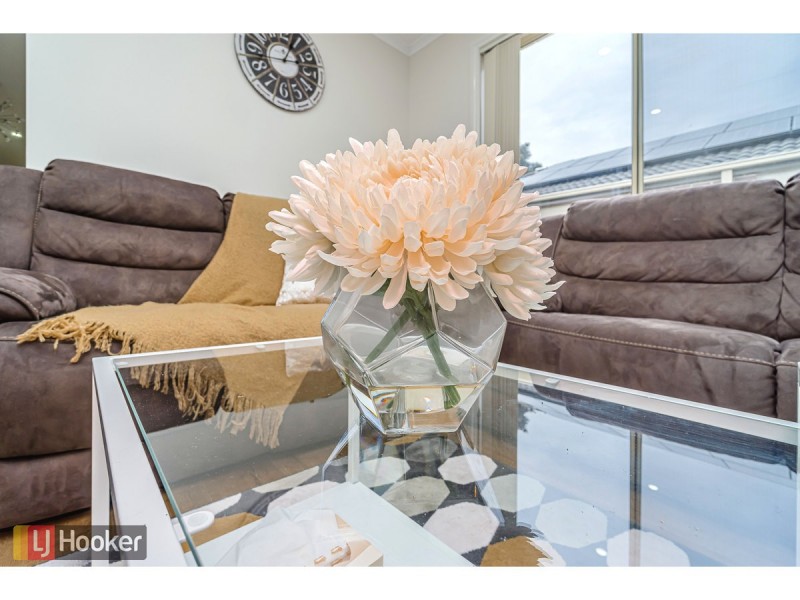 16 Discovery Close, Craigieburn VIC 3064