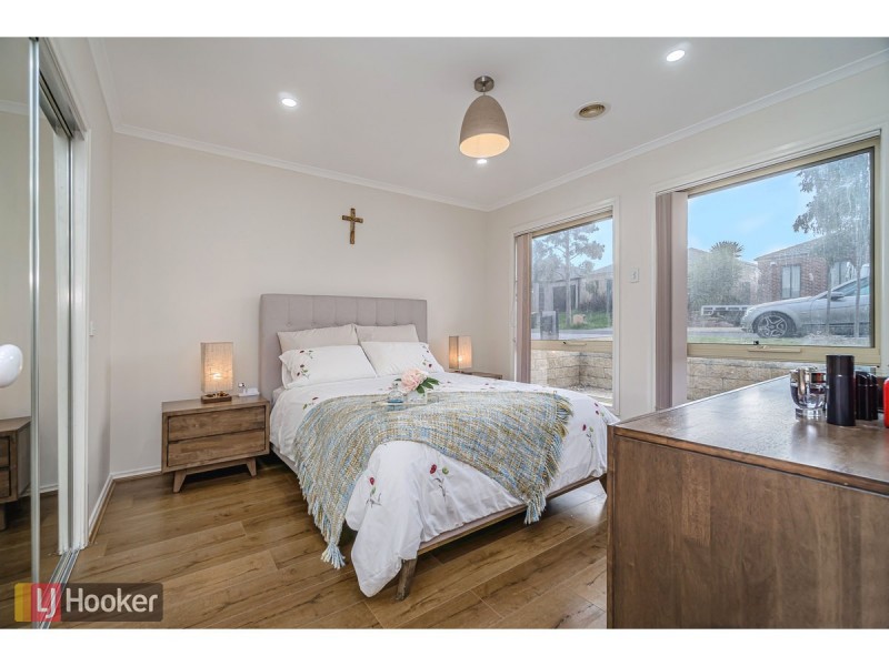 16 Discovery Close, Craigieburn VIC 3064