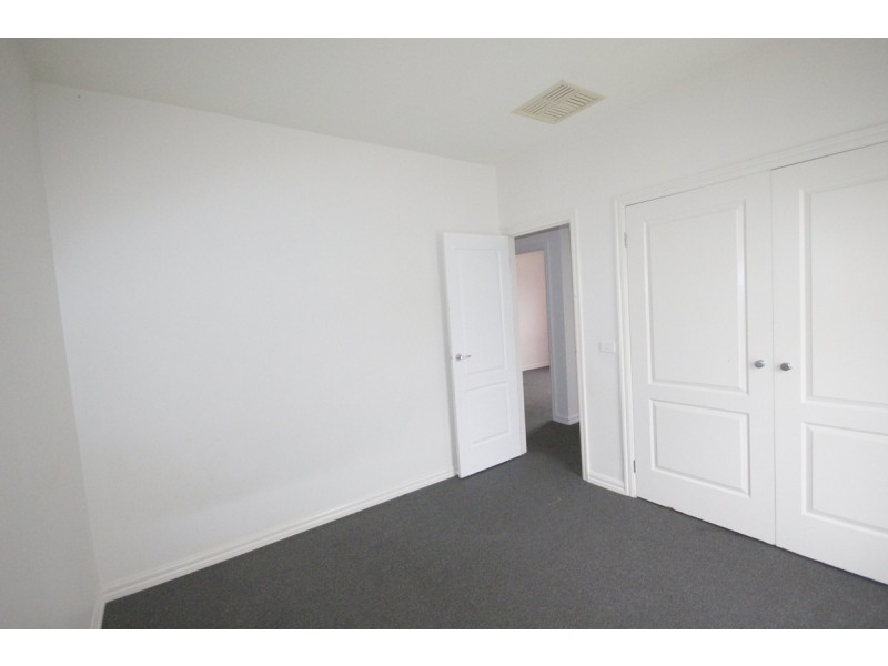 26 Ardsley Circuit, Craigieburn VIC 3064