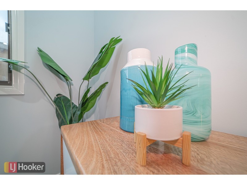 21 Roseneath Way, Mickleham VIC 3064