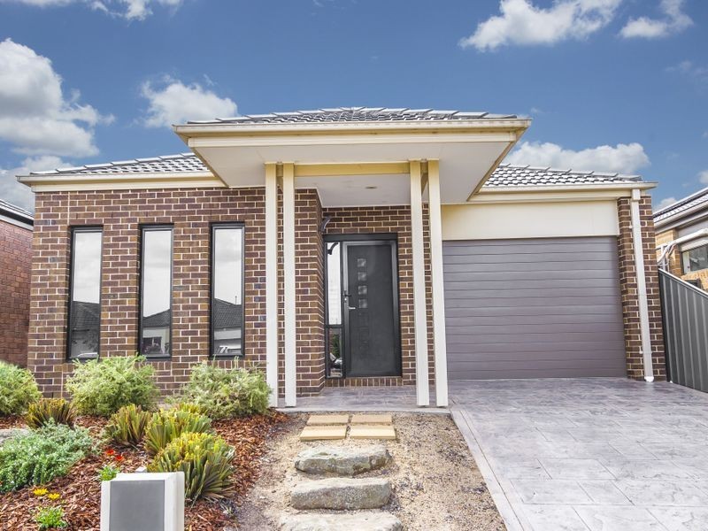 16 Corringa Way, Craigieburn VIC 3064