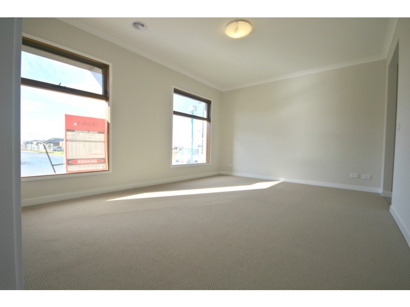 29 Geyser Street, Craigieburn VIC 3064