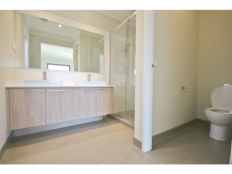 29 Geyser Street, Craigieburn VIC 3064