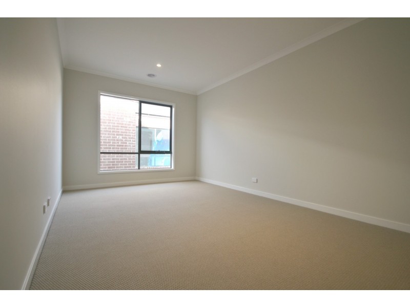 29 Geyser Street, Craigieburn VIC 3064