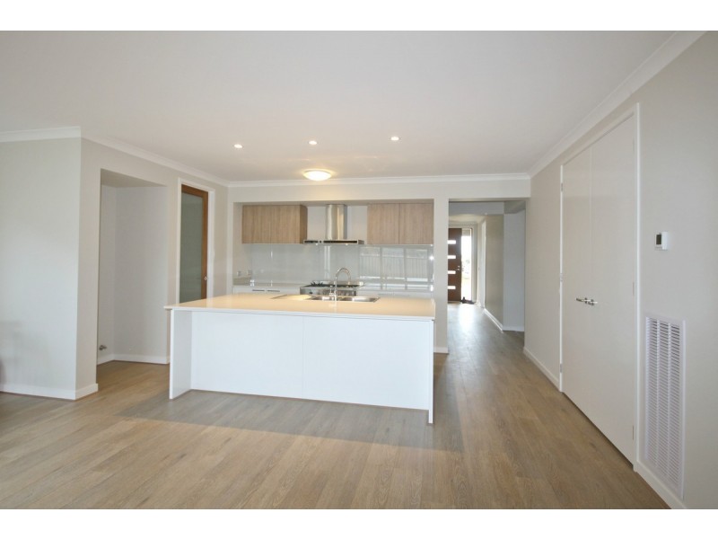 29 Geyser Street, Craigieburn VIC 3064