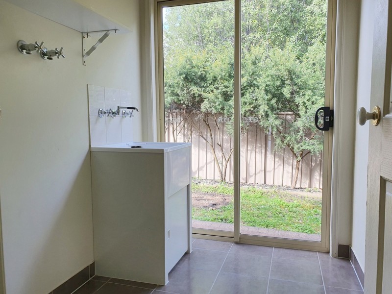 23 Troward Harvey Way, Craigieburn VIC 3064