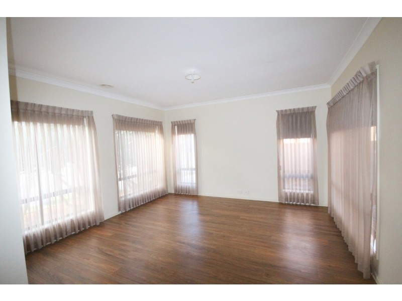 77 Newbury Boulevard, Craigieburn VIC 3064