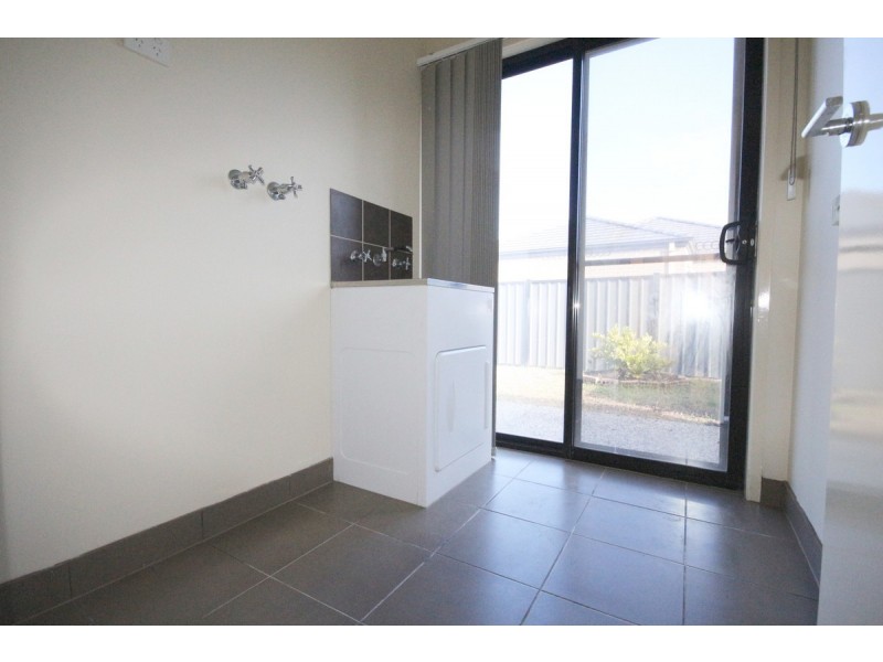 77 Newbury Boulevard, Craigieburn VIC 3064