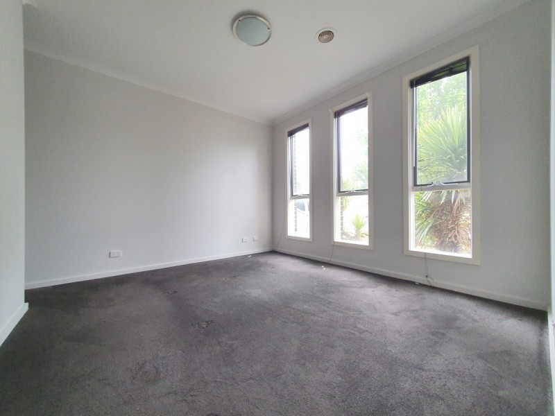 11 Pymble Gardens, Craigieburn VIC 3064