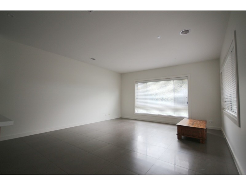 60 Marathon Boulevard, Craigieburn VIC 3064