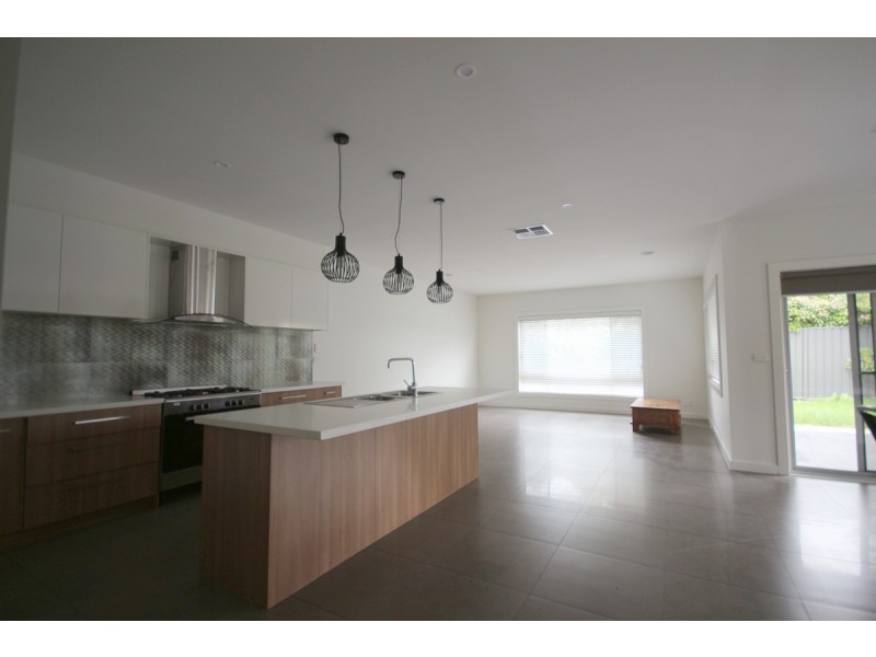 60 Marathon Boulevard, Craigieburn VIC 3064