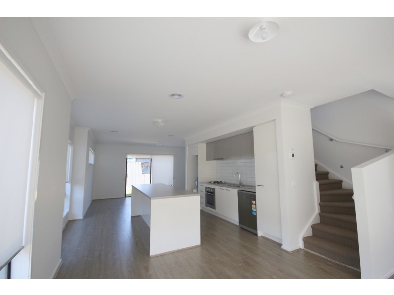 1 Winds Walk, Greenvale VIC 3059