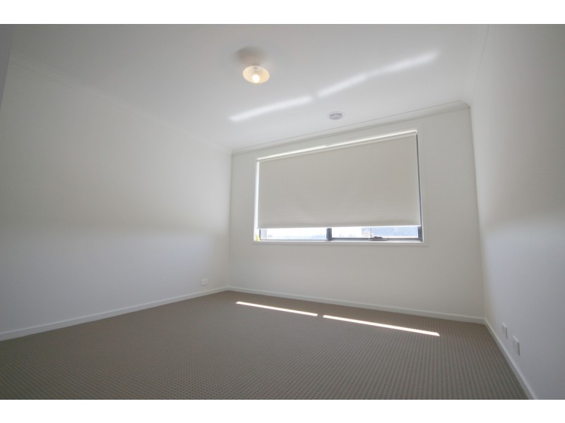 1 Winds Walk, Greenvale VIC 3059