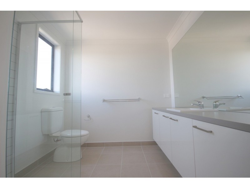 1 Winds Walk, Greenvale VIC 3059