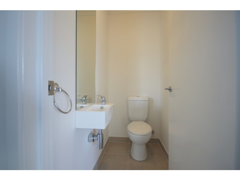 1 Winds Walk, Greenvale VIC 3059