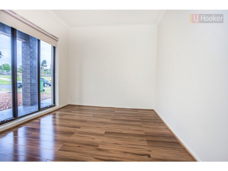 23 Perisher Drive, Craigieburn VIC 3064