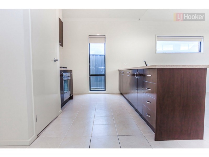 23 Perisher Drive, Craigieburn VIC 3064