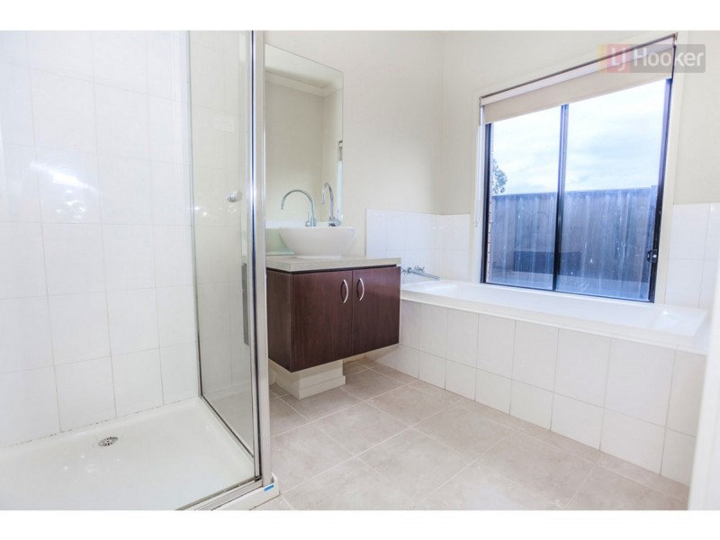 23 Perisher Drive, Craigieburn VIC 3064