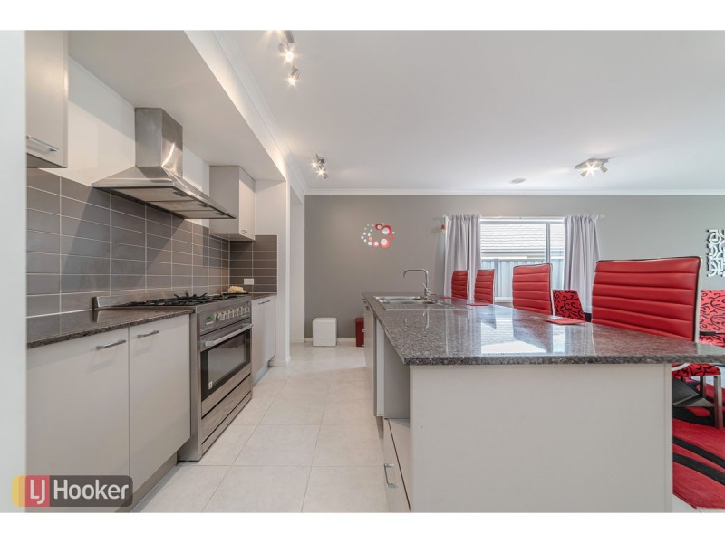 41 Versant Drive, Craigieburn VIC 3064