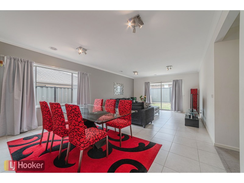 41 Versant Drive, Craigieburn VIC 3064