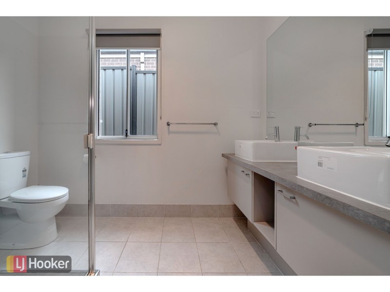 41 Versant Drive, Craigieburn VIC 3064