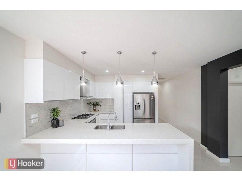 18 Calibre Avenue, Craigieburn VIC 3064