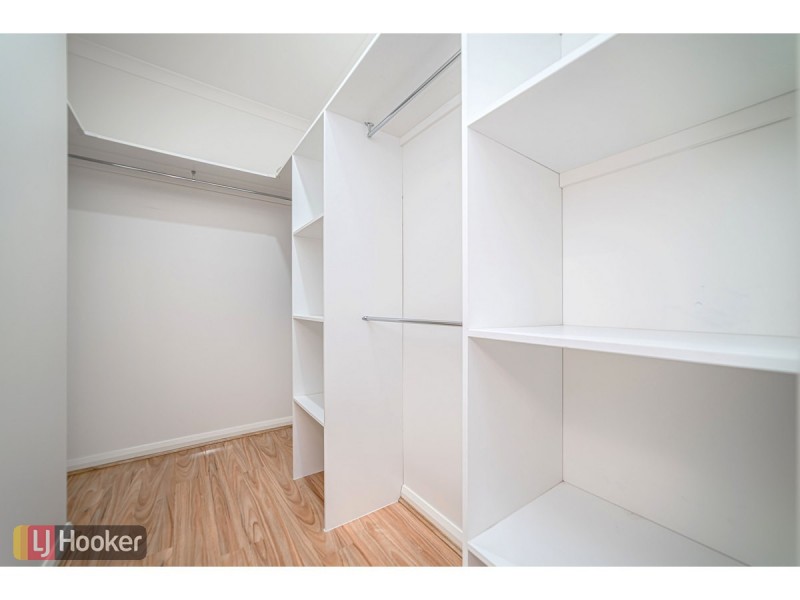 18 Calibre Avenue, Craigieburn VIC 3064