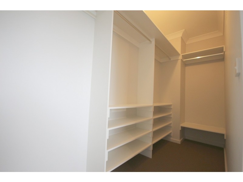 14 Rosette Parade, Mickleham VIC 3064