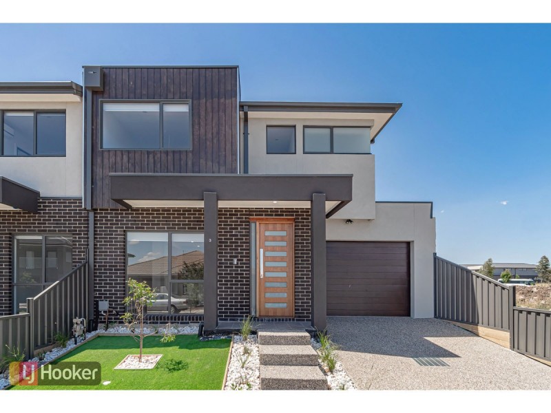 1-5/65 Dawnview Crescent, Roxburgh Park VIC 3064