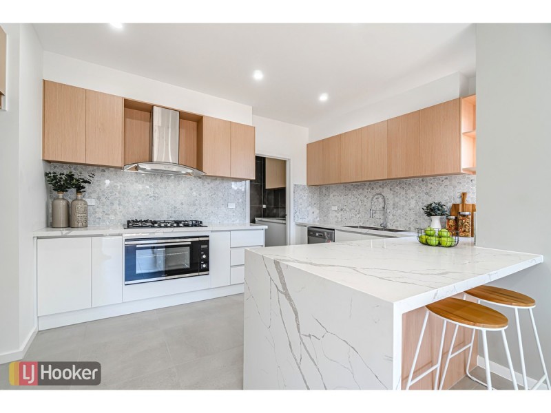 Lot 4/65 Dawnview Crescent, Roxburgh Park VIC 3064