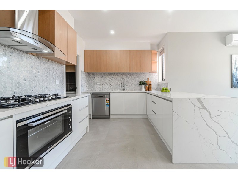 Lot 4/65 Dawnview Crescent, Roxburgh Park VIC 3064