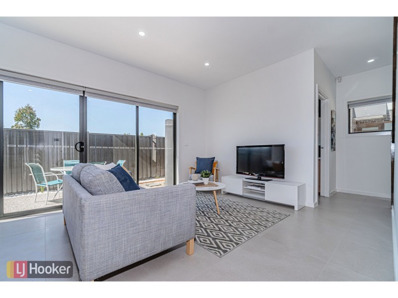 Lot 4/65 Dawnview Crescent, Roxburgh Park VIC 3064