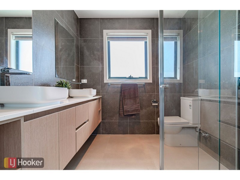 Lot 4/65 Dawnview Crescent, Roxburgh Park VIC 3064