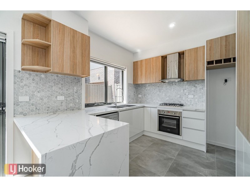 Lot 2/65 Dawnview Crescent, Roxburgh Park VIC 3064