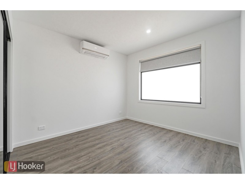 Lot 5/65 Dawnview Crescent, Roxburgh Park VIC 3064