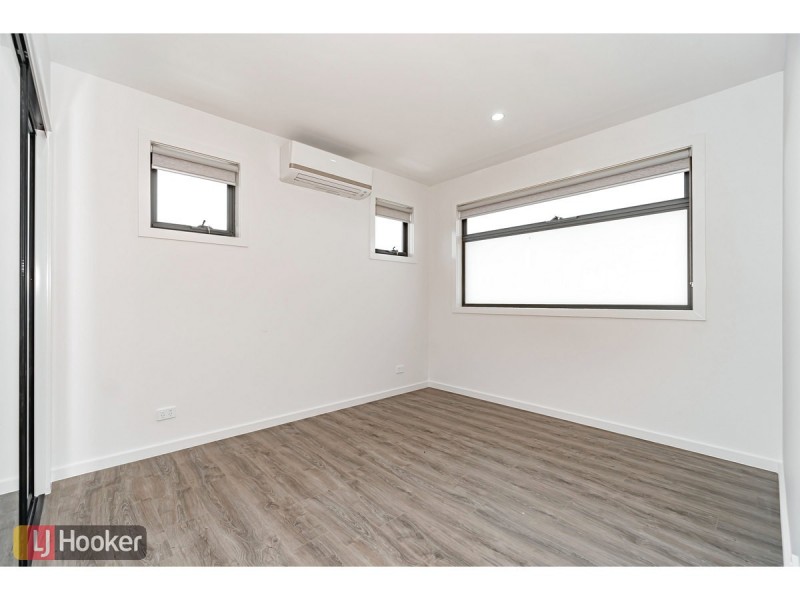 Lot 5/65 Dawnview Crescent, Roxburgh Park VIC 3064