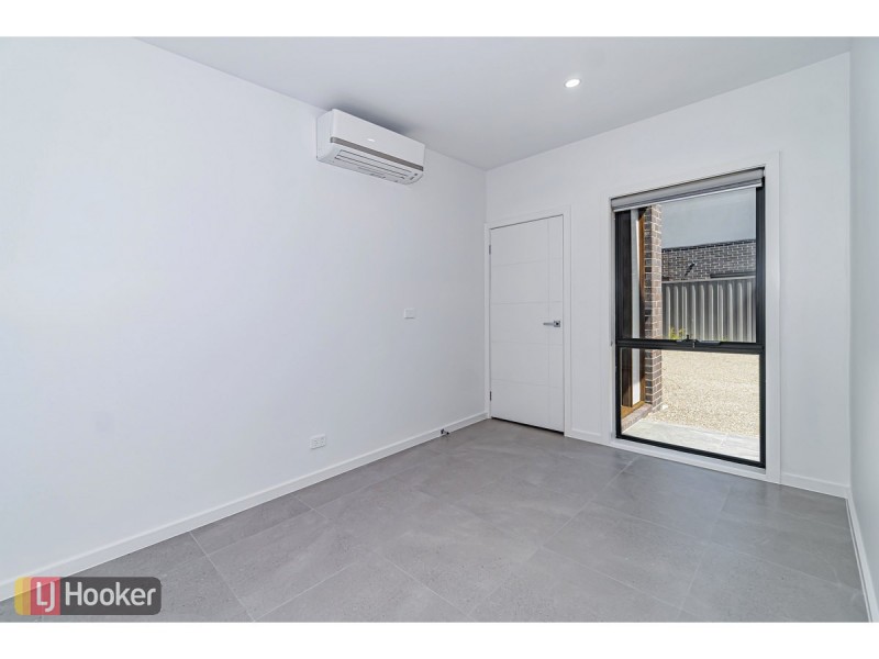 Lot 5/65 Dawnview Crescent, Roxburgh Park VIC 3064