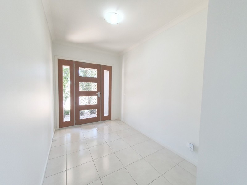 121 Moor Park Drive, Craigieburn VIC 3064