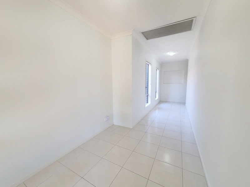 121 Moor Park Drive, Craigieburn VIC 3064