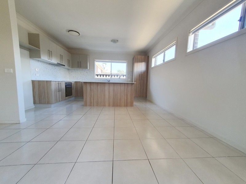 121 Moor Park Drive, Craigieburn VIC 3064