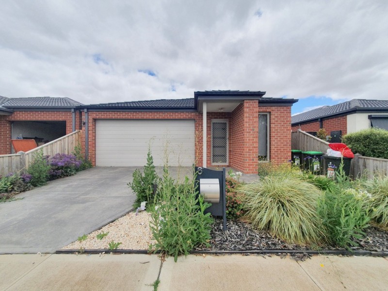 6 Martinshaw Road, Mickleham VIC 3064