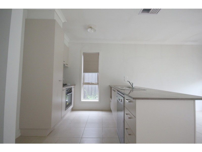 30 Bandicoot Road, Craigieburn VIC 3064