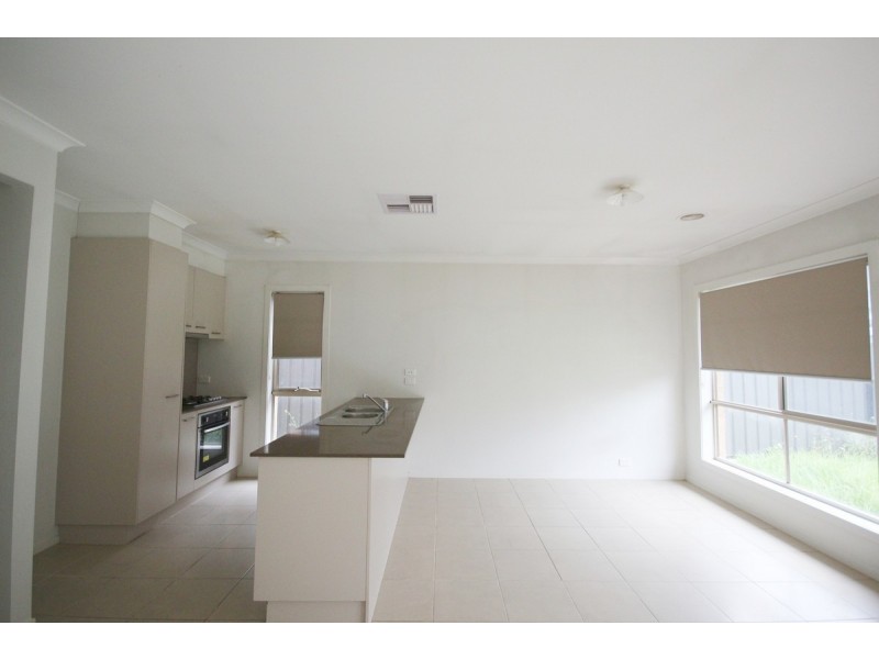 30 Bandicoot Road, Craigieburn VIC 3064