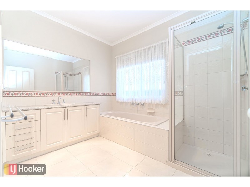 7 Stafford Link, Craigieburn VIC 3064