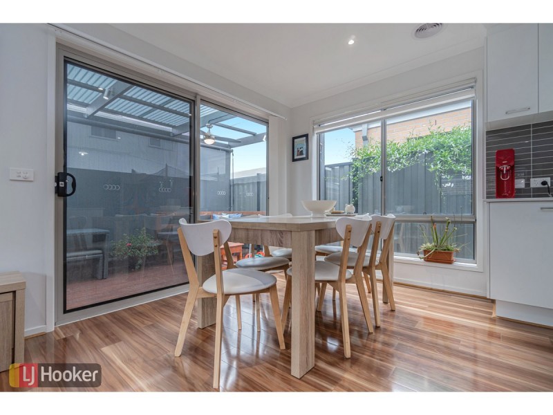 7 Tarrion Rise, Craigieburn VIC 3064