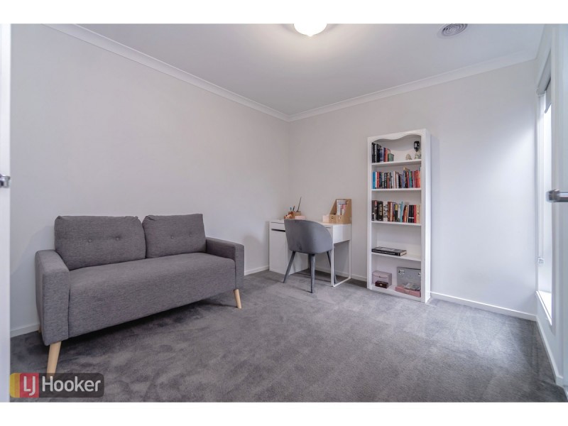 7 Tarrion Rise, Craigieburn VIC 3064