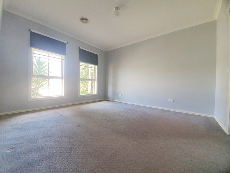 5 Clayton Road, Craigieburn VIC 3064