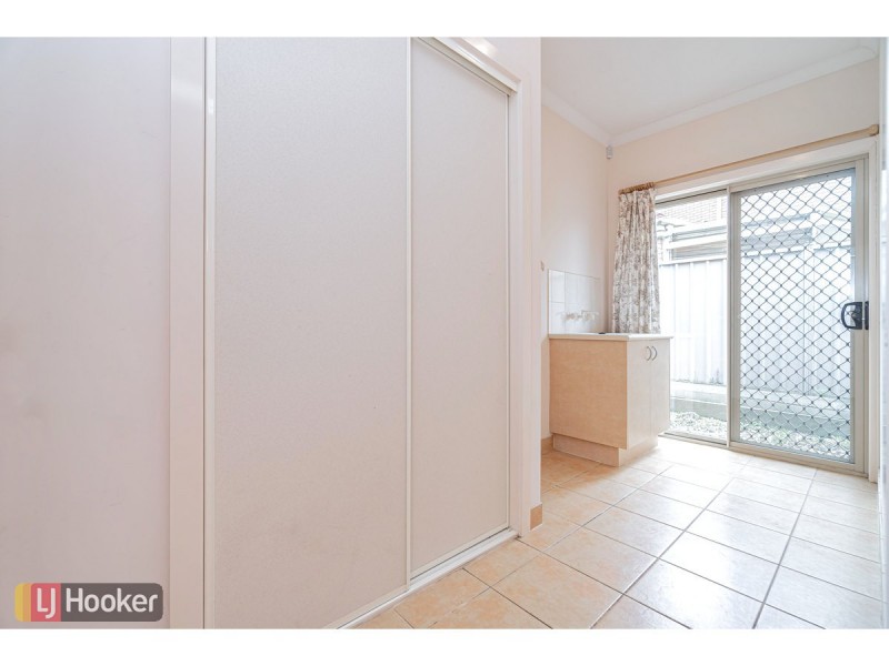 12 Creighton Way, Craigieburn VIC 3064