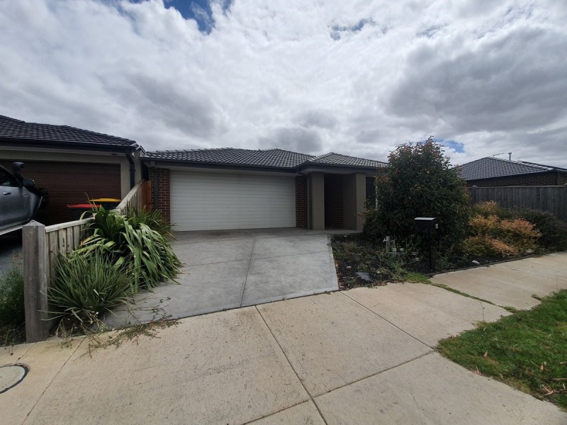 4 Selwood Road, Mickleham VIC 3064