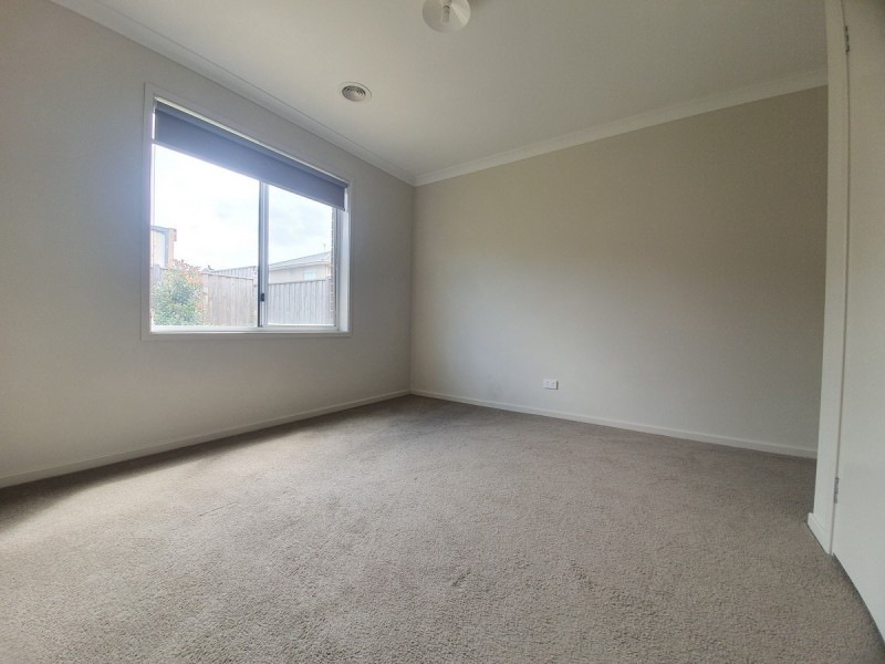 4 Selwood Road, Mickleham VIC 3064
